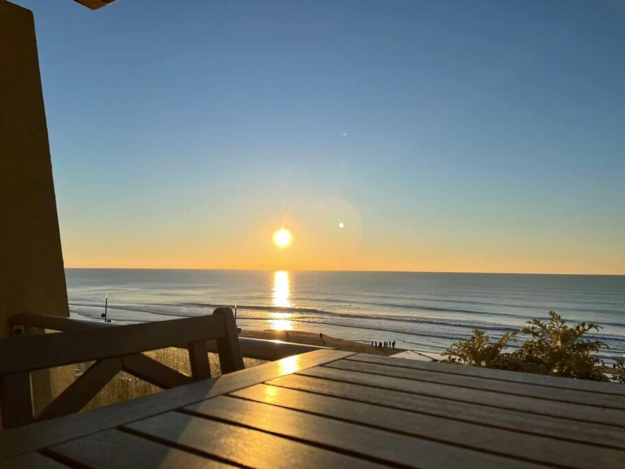 拉卡诺Superbe Vue A 180° Sur L'Ocean公寓 外观 照片